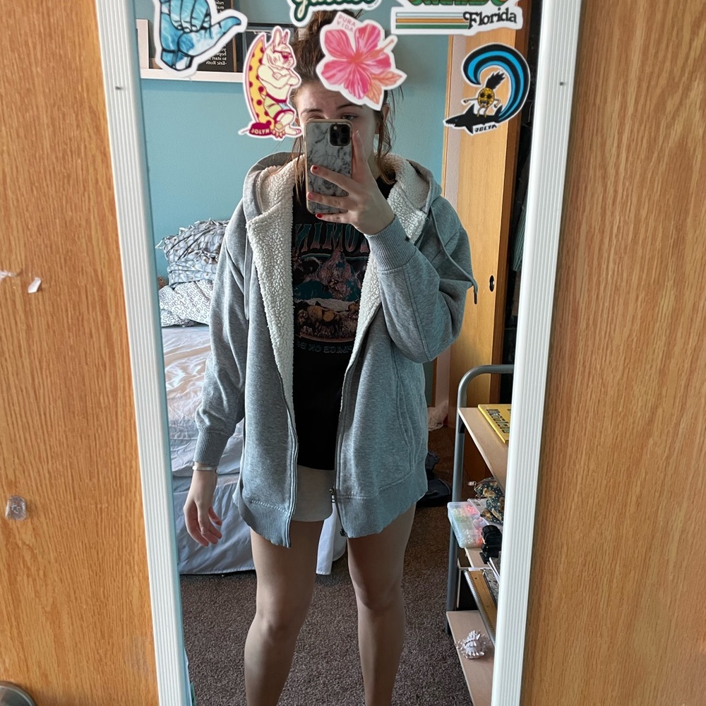 oversized fuzzy grey zip up